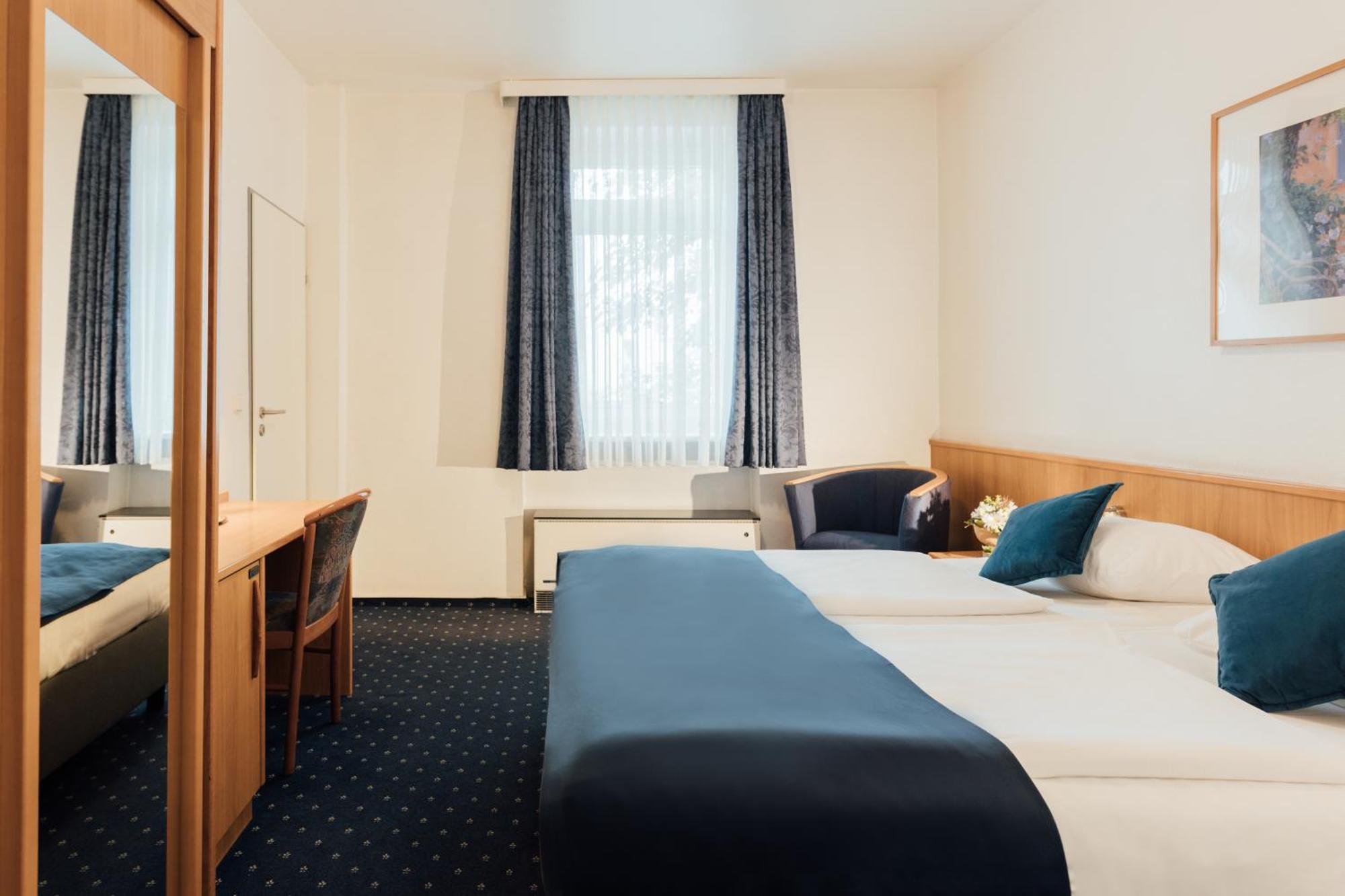 Hotel Commerz Hamburg Hamburgo Exterior foto